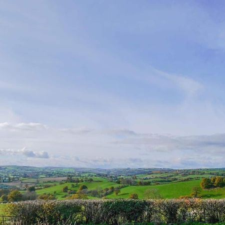 Belan View Lodges Welshpool Extérieur photo